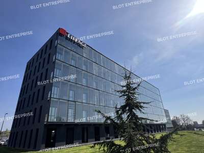 A louer bureaux de 3 900m² à Rennes Champeaux