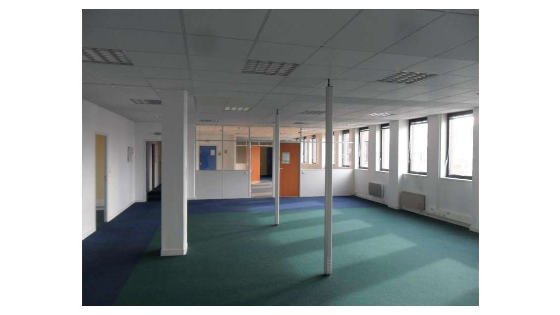 Bureaux de 292m² en location à Roubaix centre