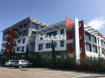 Bureaux 373m² à louer à Saint-Priest proche A43