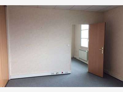 Plateau de bureau de 250 m² à louer à Soissons