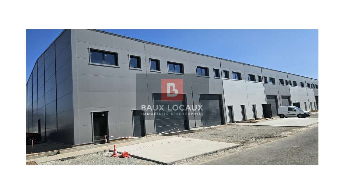 Local d'activité de 190m² à louer ZAC Carpentras