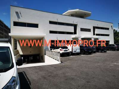 Loue local commercial 1207m² à la Colle sur Loup
