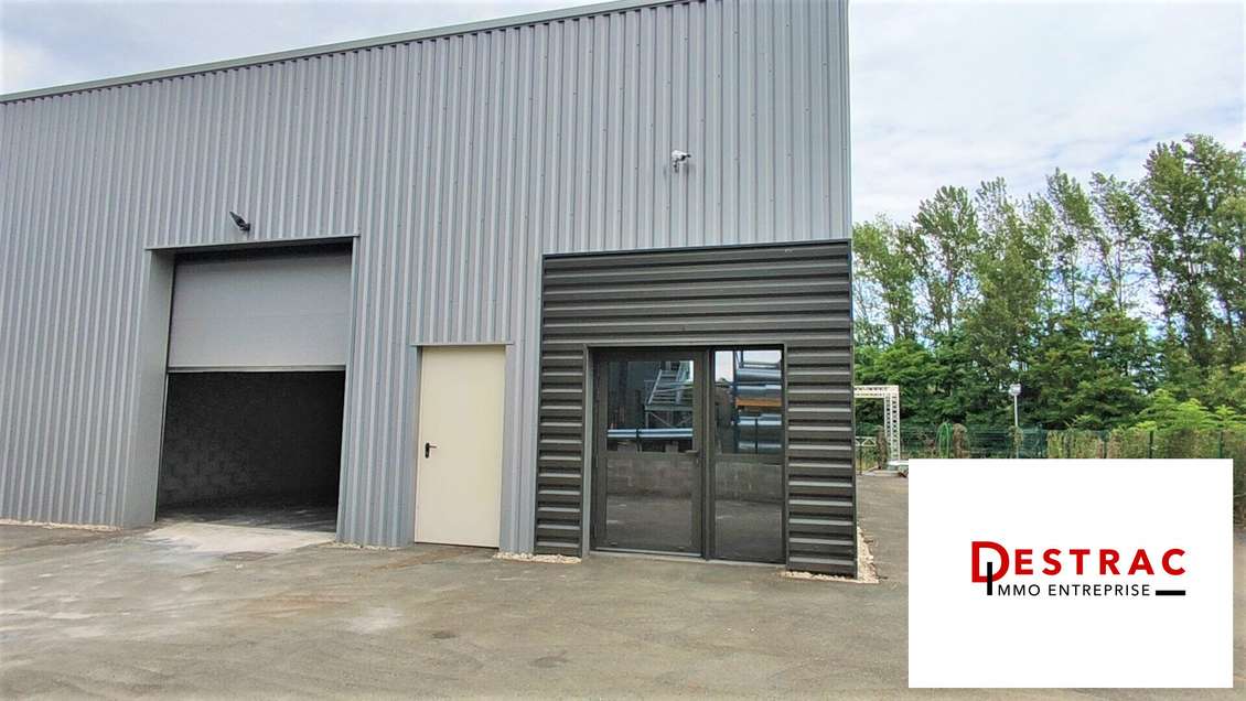 ENTREPOT 170 m² avec places de parking