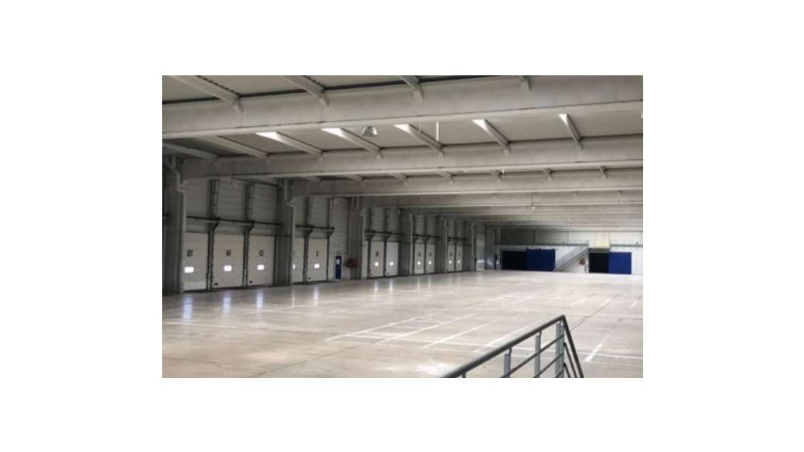Entrepôt 8899m² à louer à Montbéliard en Bourgogne