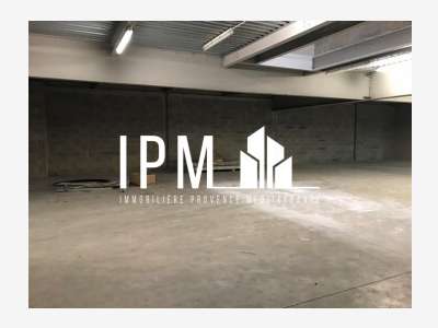 A louer entrepôt 374 m² Aubagne ZI des Paluds