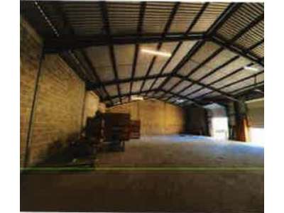 Location Locaux d'activités - Entrepôts à Caumont-sur-Durance