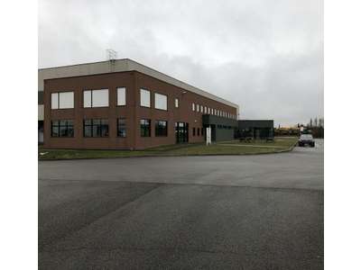 Location Locaux d'activités - Entrepôts à Arques