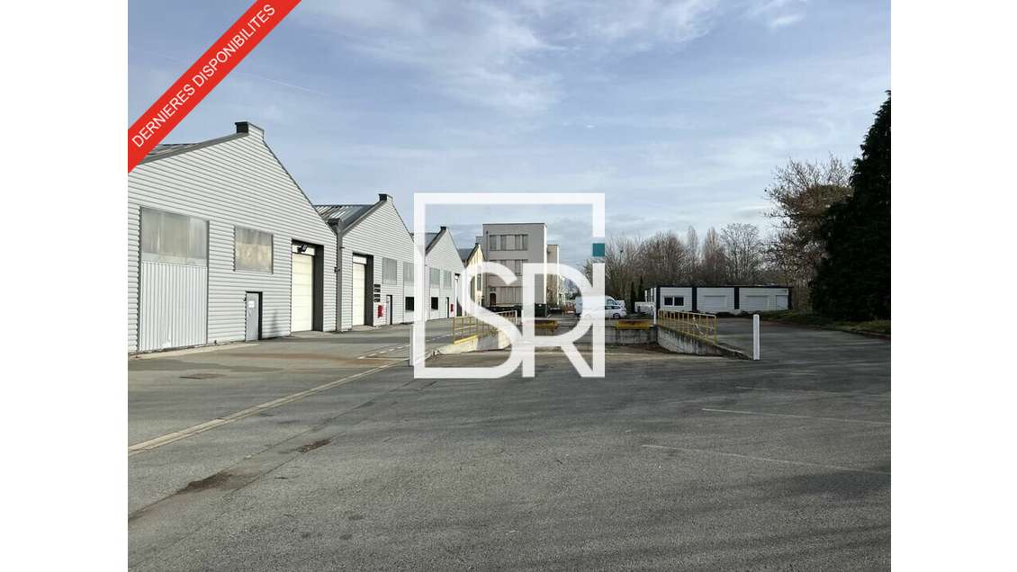 Location entrepôt de stockage de 1050m² à Riom