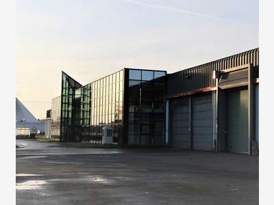 À louer entrepôt entre 1 120 et 1 460m² à Avelin