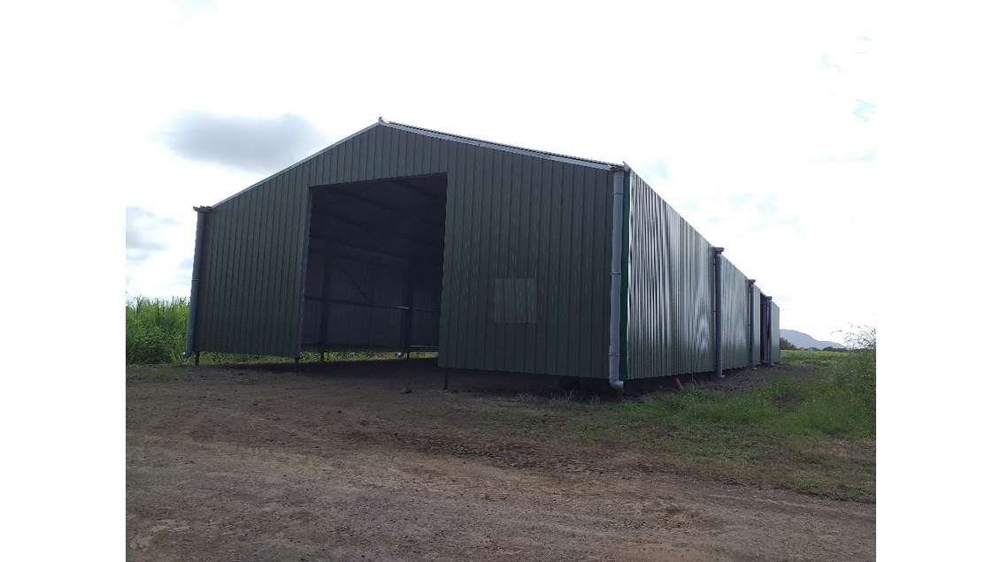 Loue entrepôt / local industriel 660m² Martinique