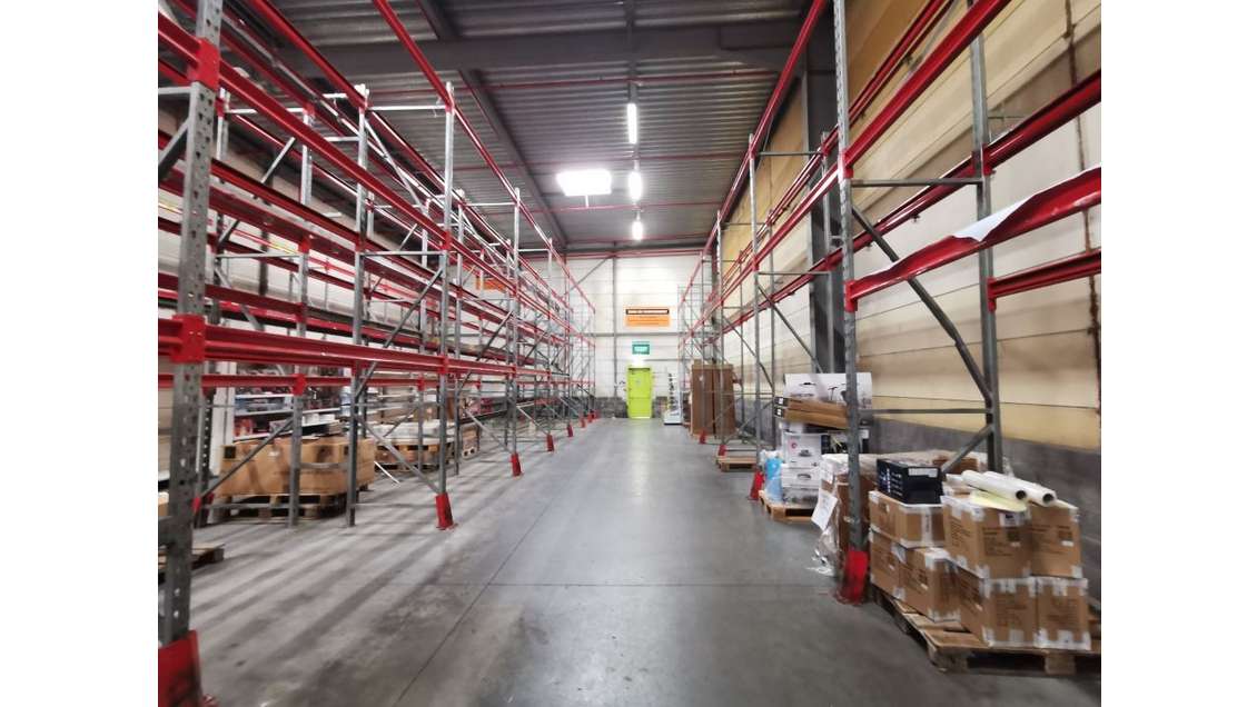 Location entrepôt surface de 695m² à Haubourdin