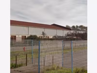 Entrepôts de 392m² à 650m² à louer en za à Avignon