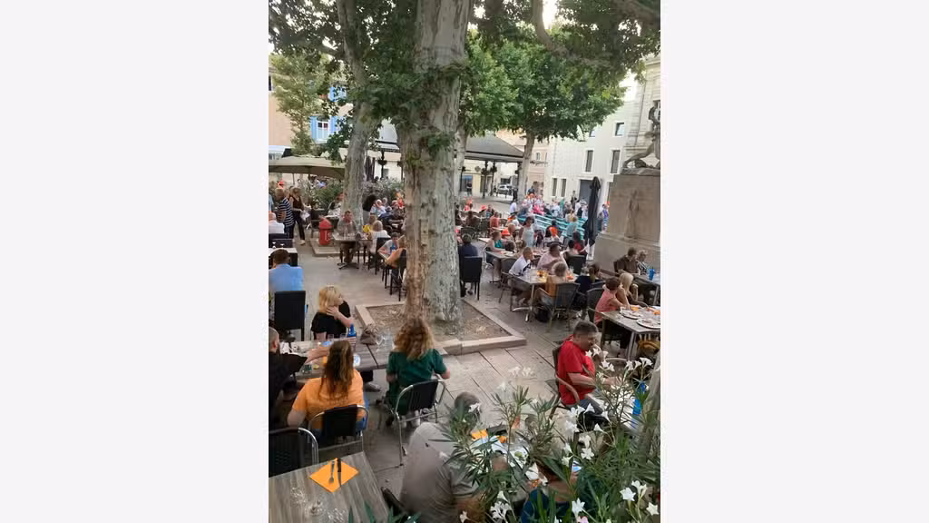 Location gérance brasserie et pizzéria à Bollène