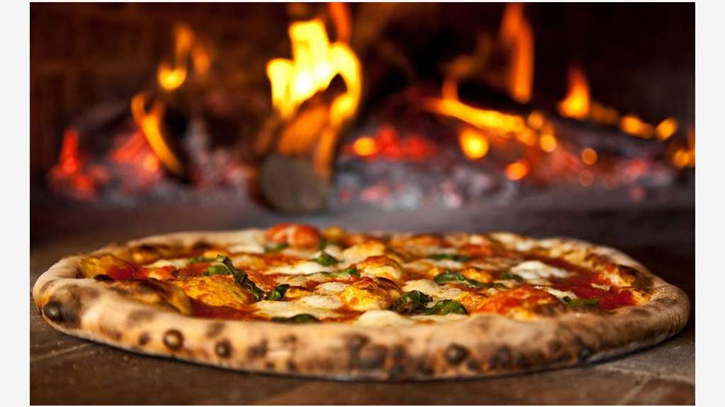 Location gérance restaurant pizzeria au Brusc
