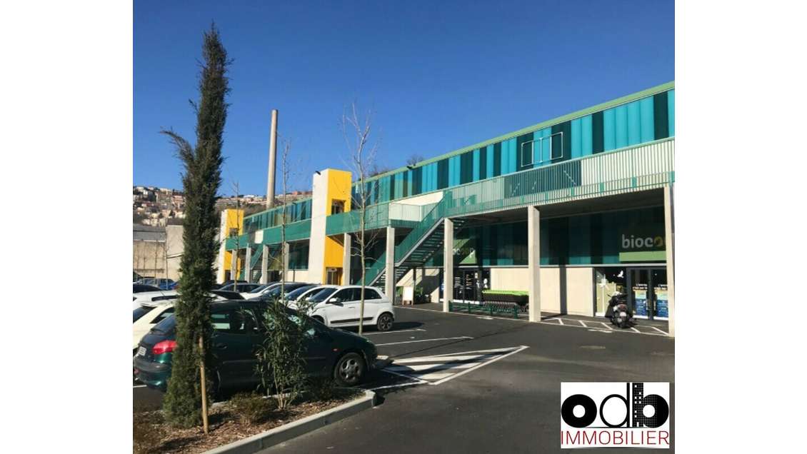 Locaux commerciaux de 1103m² à louer à Grasse