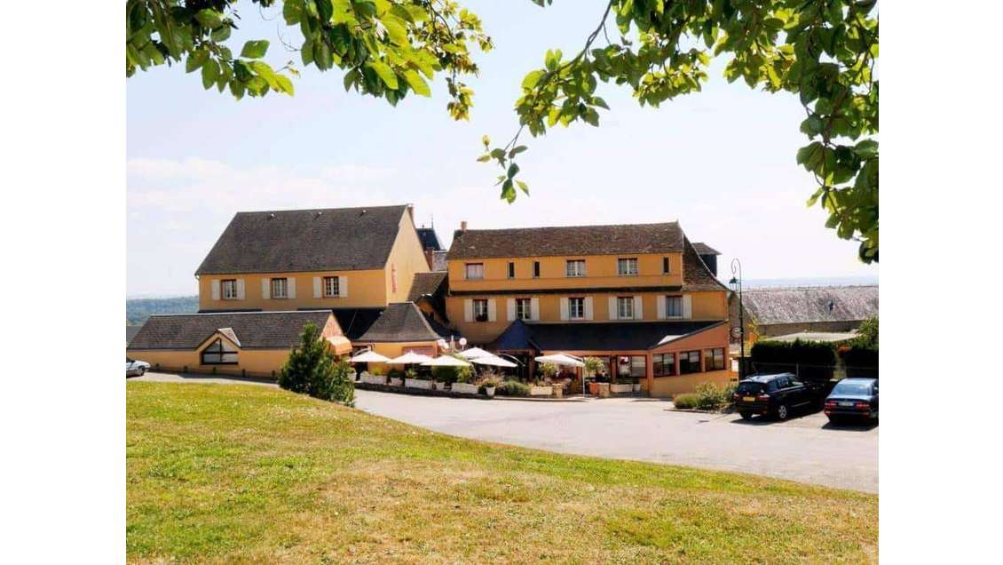A louer charmant hôtel restaurant en Corrèze