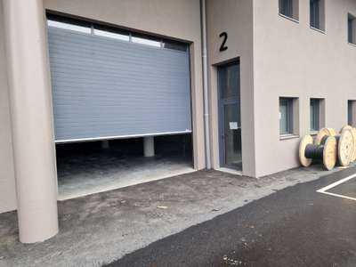 Location Locaux d'activités - Entrepôts à Poisy