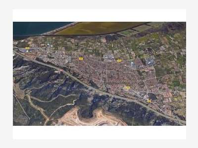 A louer local d'activité 305m² à Châteauneuf