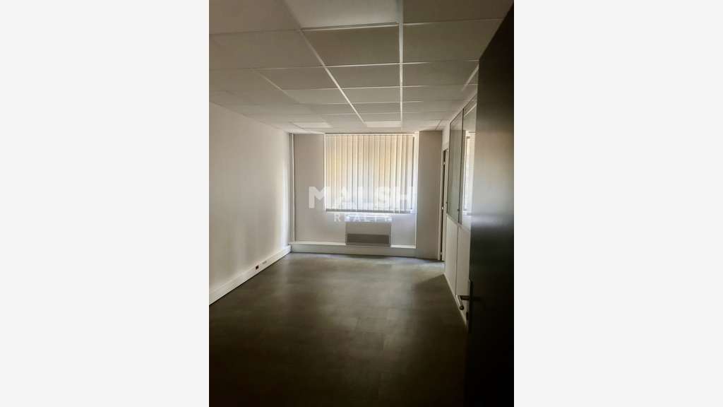 Local d'activité 206m² à louer à Dardilly TECHLID 