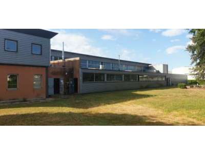 Location Locaux d'activités - Entrepôts à Entraigues-sur-la-Sorgue