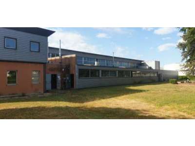 Location Locaux d'activités - Entrepôts à Entraigues-sur-la-Sorgue