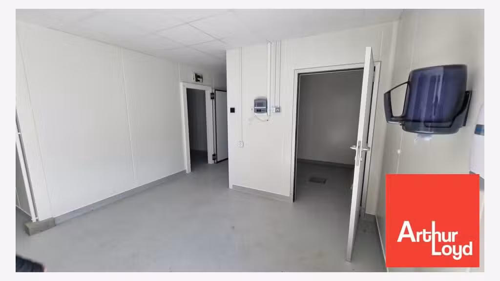 Local agro alimentaire 950m² à louer à Poitiers