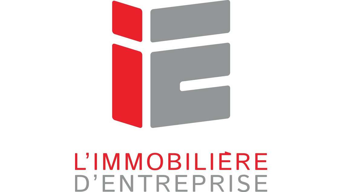 Local d'activité 1400m² div à louer à Saint Malo