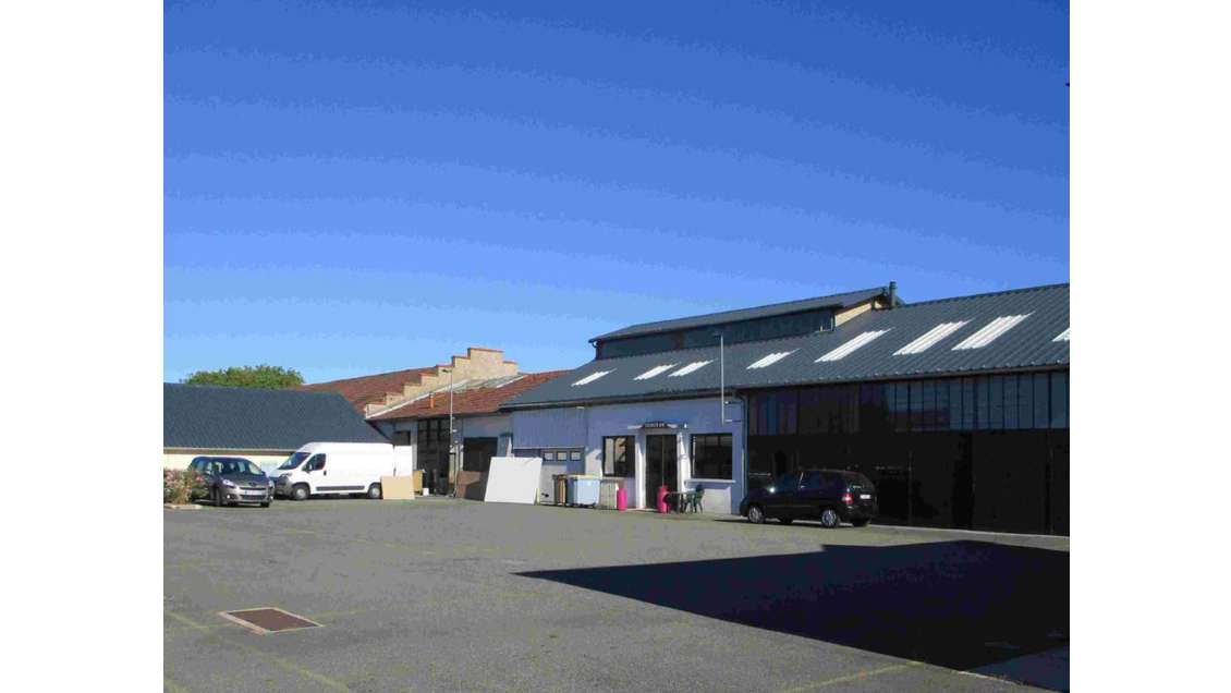 Location local d'activité de 160 à 650m² à Nevers