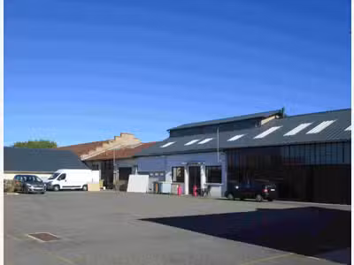 Location local d'activité de 160 à 650m² à Nevers