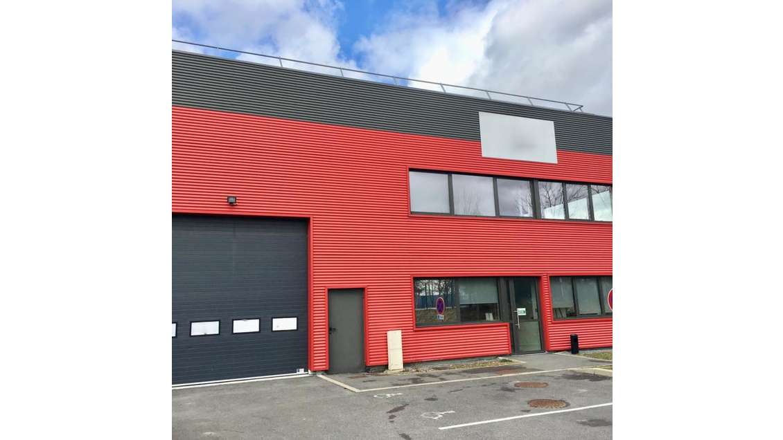 Location local d'activités 603m² à Amiens en ZI