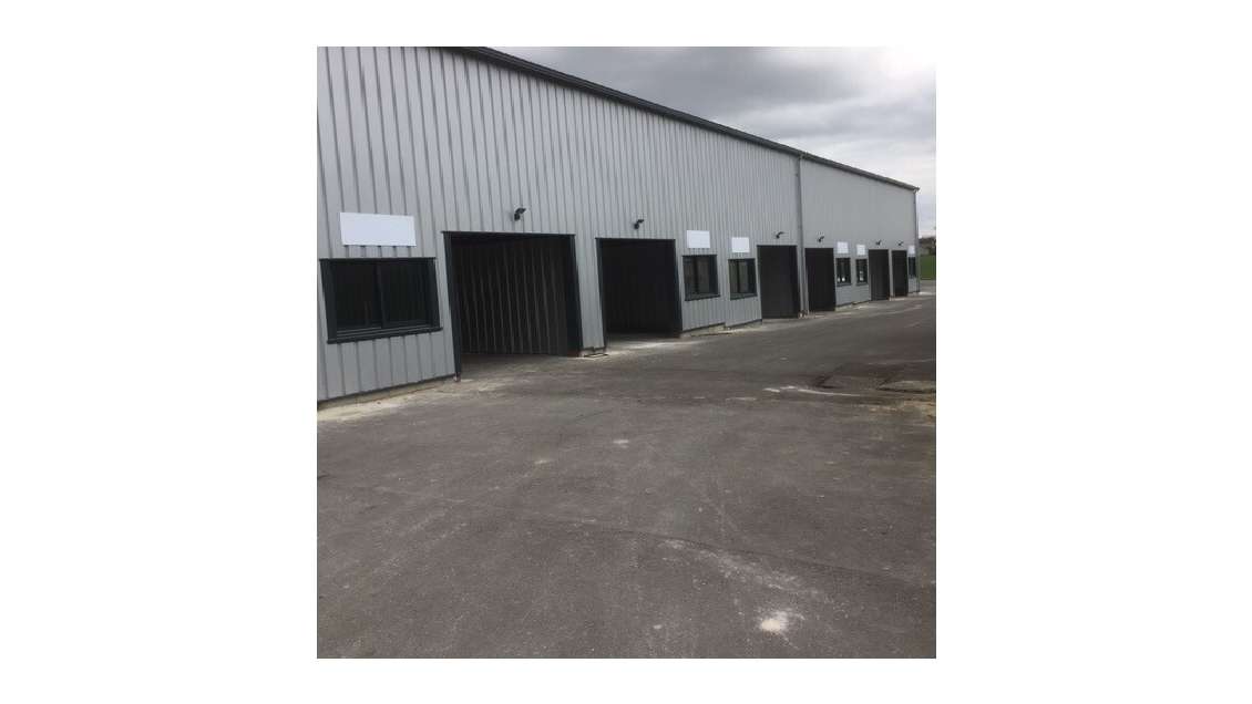Local d'activités 65m² à louer en ZI Lagny-le-sec