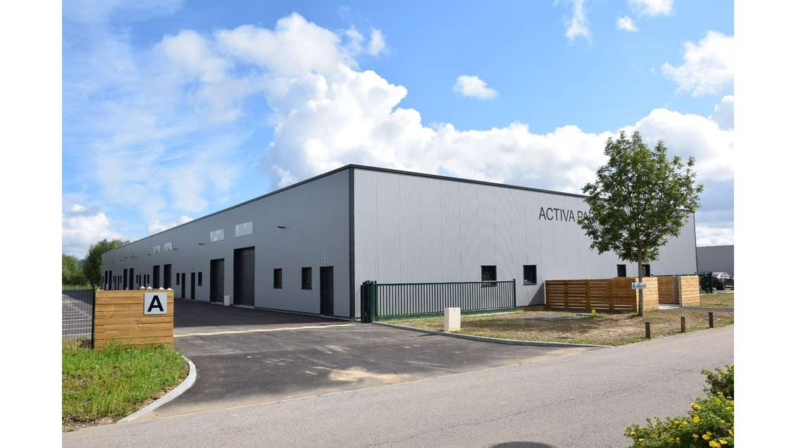 Loue local d'activités de 144 à 216m² à Caudebec
