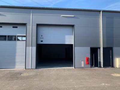 Location local d'activités de 150m² à Longvic