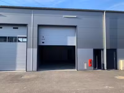 Location local d'activités de 150m² à Longvic