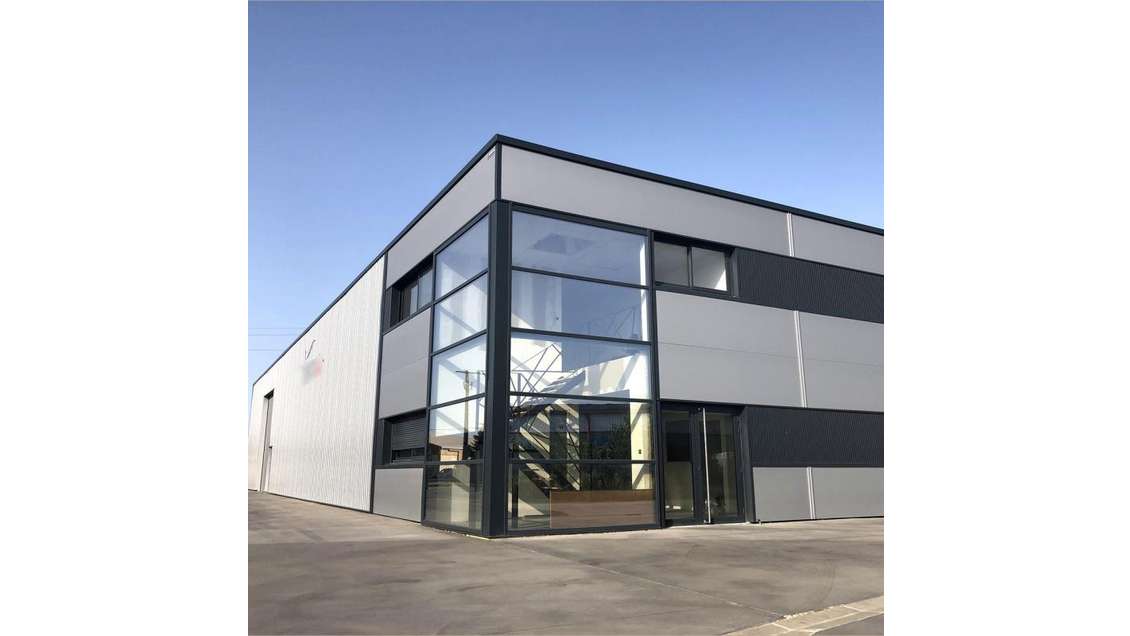 A louer local d'activités 890m² proche Toulouse