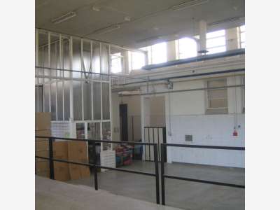 Local d'activités 273m² à louer au Creusot