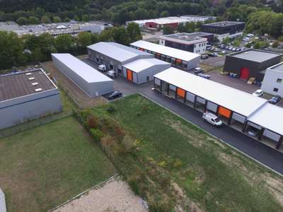 Location local d'activités 150m² PMR Saint-Sauveur