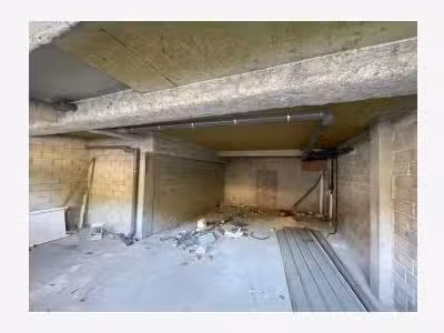 A louer local commercial 75 m² à Marseille 13009
