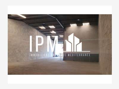 A louer local commercial de 180m² à Martigues
