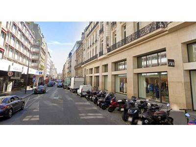 Location Locaux commerciaux - Boutiques à Paris 8e