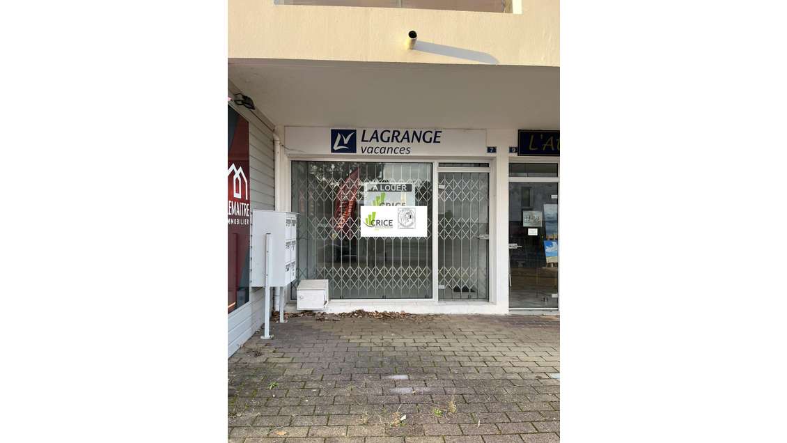 Location local commercial 30m² Charente-Maritime