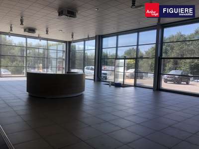 Location Locaux commerciaux - Boutiques à Salon-de-Provence
