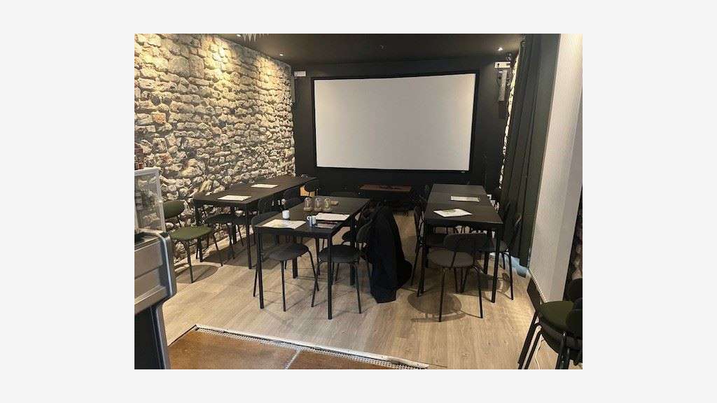 Location gérance bar lic 4 en angle Paris 75015