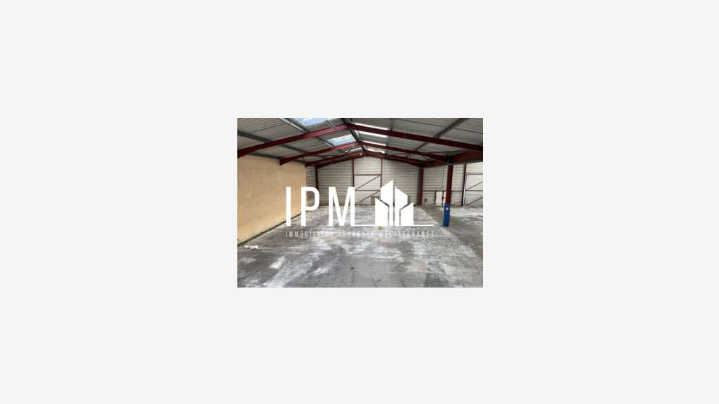 A louer local commercial 1180m² Martigues Ecopolis