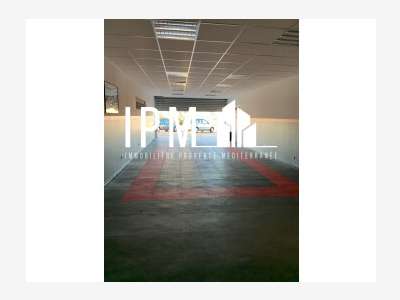 A louer local commercial de 88m² Port de Bouc
