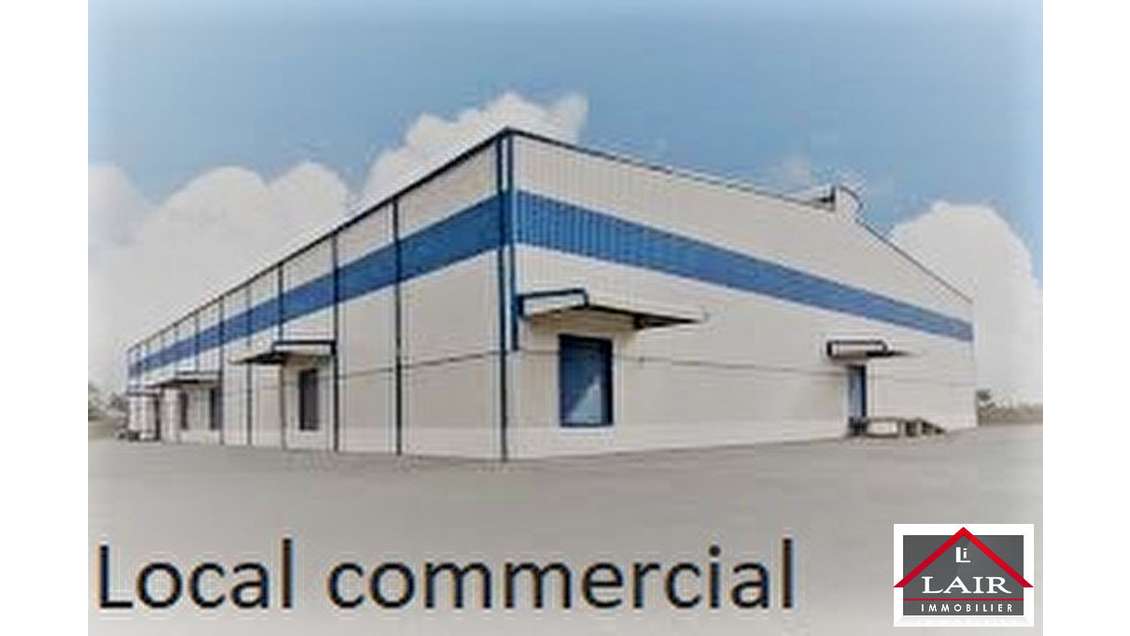 A louer local commercial de 125m² en zc Mayenne