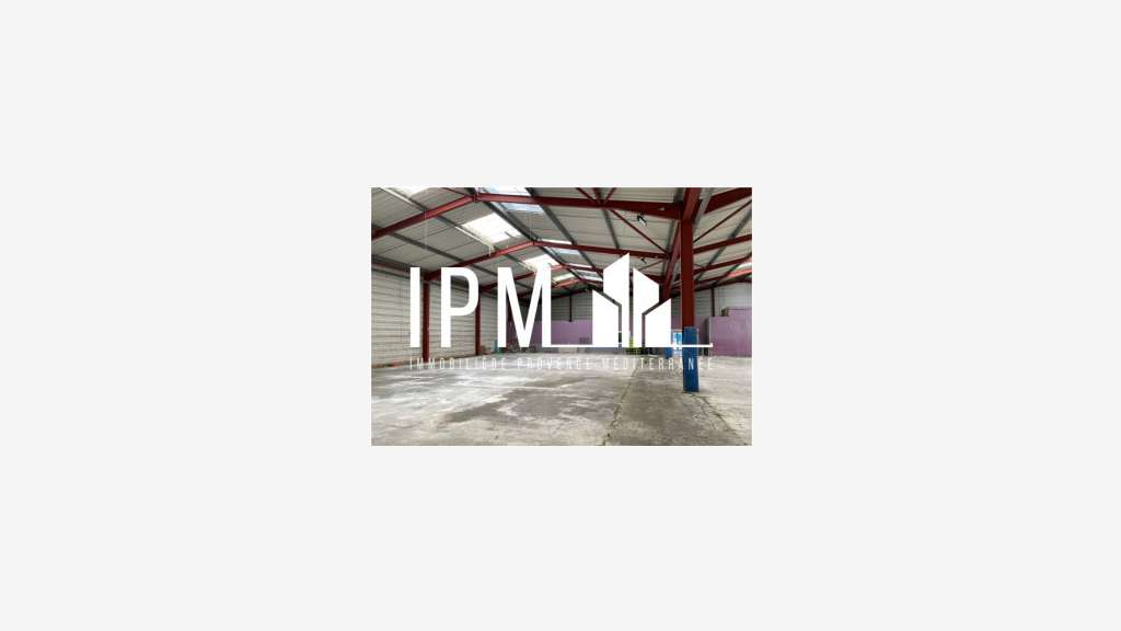 A louer local d'activités 1.180m² Martigues 13500
