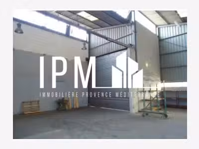 A louer local d'activités de 209m² Nîmes 30000