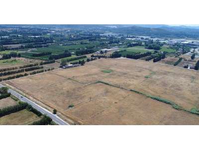 Location Locaux d'activités - Entrepôts à Cavaillon