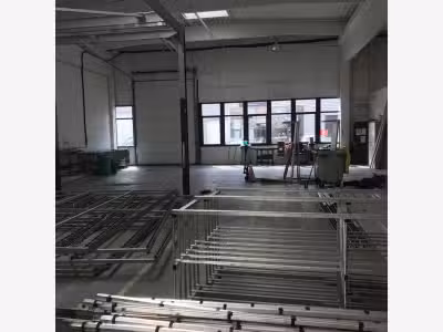 À louer locaux d'activité de 500m² à Longuenesse